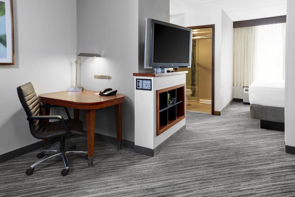 פלורנס Hyatt Place Cincinnati Airport מראה חיצוני תמונה